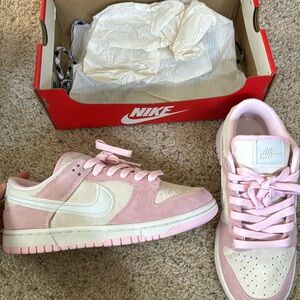 Pink Nike Dunk